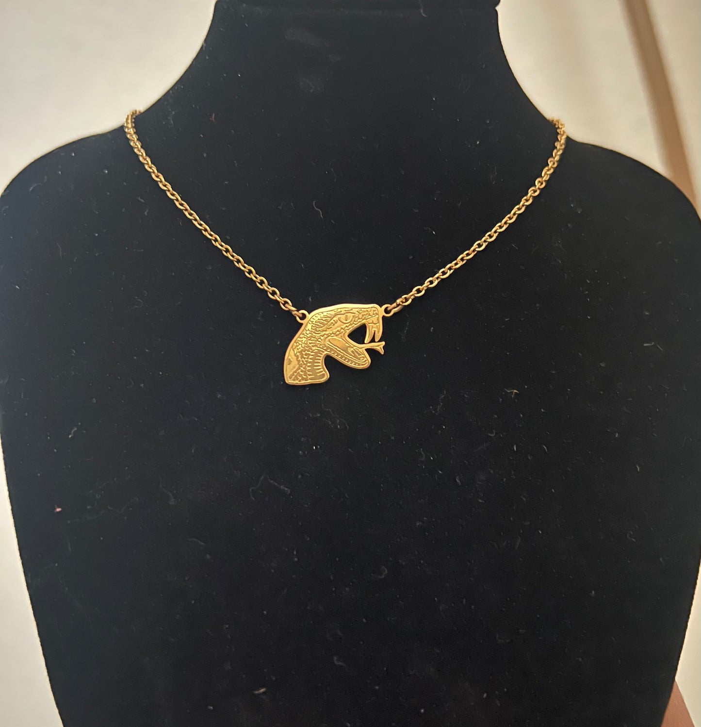Small Rattler Pendant Necklace